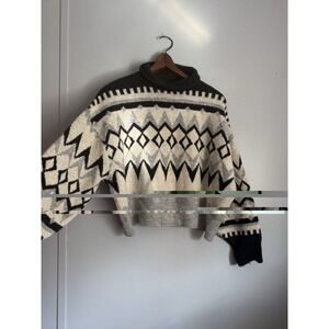 H&M black/White Turtleneck Sweater Pullover Aztec Small Chunky
